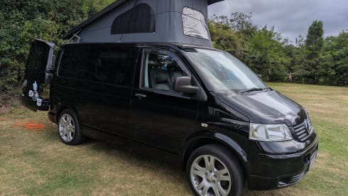Bob – Camper Volkswagen a 4 posti letto del 2009