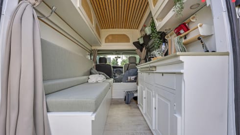 Renault Camper bus – Nice and strong campervan from 2005