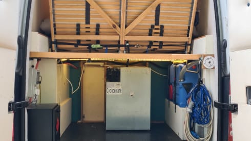 2 berth Mercedes Sprinter MWB AC 