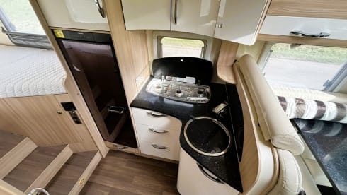 Fijne Bürstner voor 2 personen