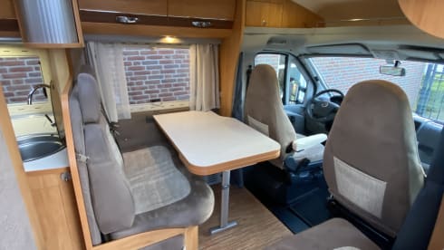 Lengtebedden! Adria Coral S670SL