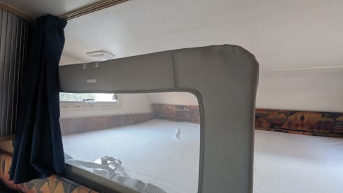 Dacha op wielen – 4p Eura Mobil alcove from 2000