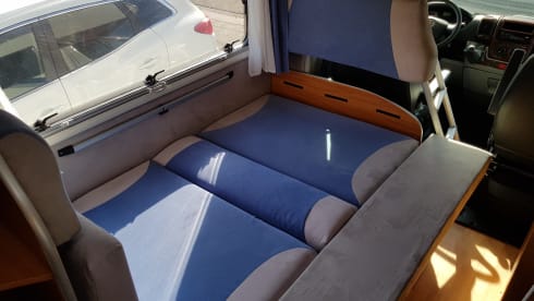 6-person family camper, alcove, Joint Euroliner