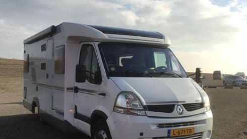 knaus sport ti 3 pers camper as new still available