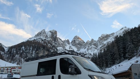 Honey – Compacte én complete Selfbuilt Van