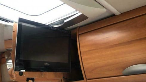 Tramp – Comfortable travel adventure for 2 people