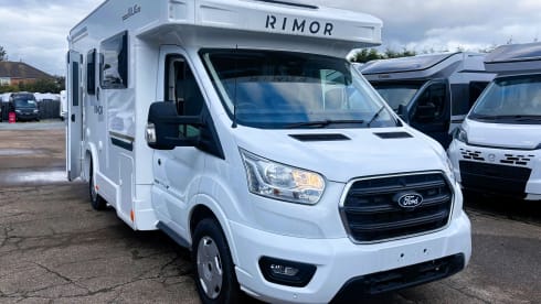 LEWIS – 2026 Ford Transit Rimor 79+ 7 berth AUTOMATIC motorhome