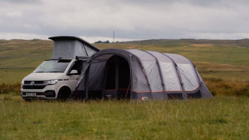 Aurora – 4 berth Volkswagen campervan from 2023