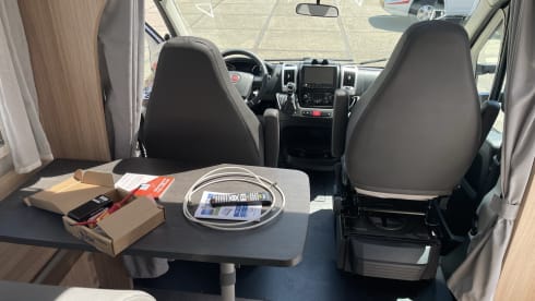 2p Sunlight semi-integrated uit 2021