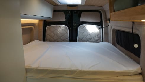 Mercedes-Benz Off Grid campervan 2019