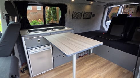 Automatic VW Transporter T6 with Pop Top King Size Bed and Storage