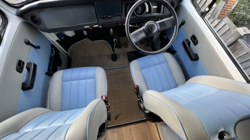 Bellathecamper – Bella - Classic Bay Window VW CamperVan in Showroom condition