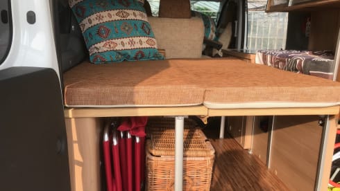 Burstner  – Fiat Ducato Burstner camper bus 4 people