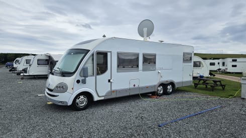 Blessy – 4 berth Knaus Luxury Motorhome