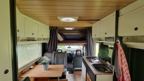 4p Dethleffs alcove from 1993