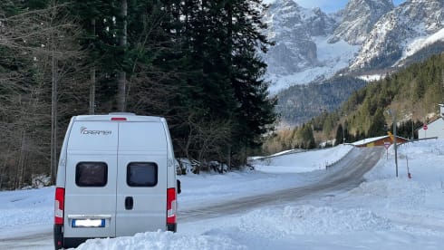 DREAMER VAN XL – DREAMER VAN XL LIMITED