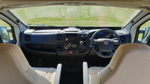 Very rare - Perfect getaway van - No bed set up required