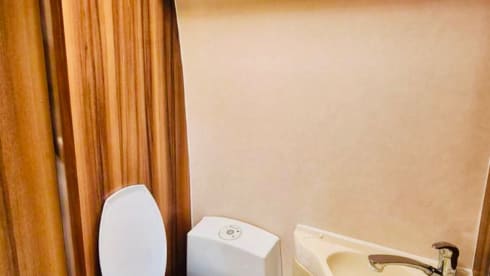 Vaiana – Comfort & Freedom: Camper with Solar, Bathroom & Heating