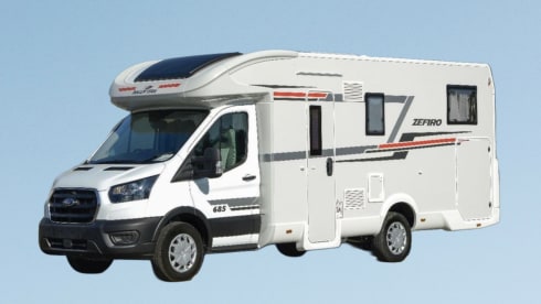 Roller Team 685 model with 2 cabins  – 2022 5 Sleeper/5 belts / Manuel 