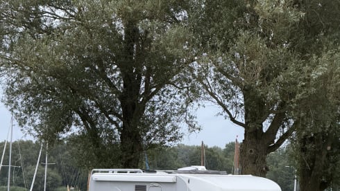 Tramp – 3p Hymer semi-integrato dal 2004