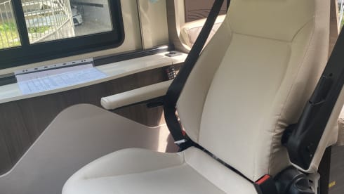 McOscar – NEW and spacious motorhome.