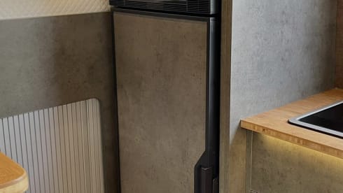 THUNDER – Stunning 2022 Luxury VW Crafter sleeps 4 - Liverpool