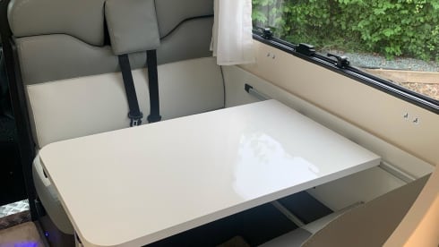 VU – 6 berth Roller Team Auto 2022