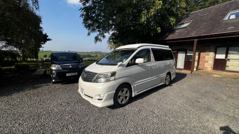 The Borderless Reiver – 3 (+ 1 small child) berth Toyota campervan from 2007