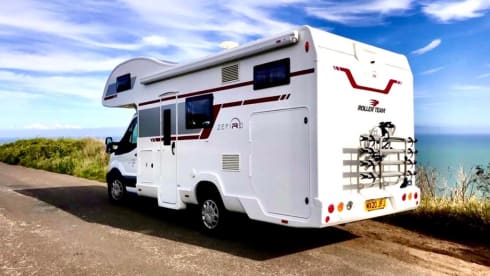 Max – 'Relax in Max' - Modern, Fully Equipped, 4 Berth Motorhome. 