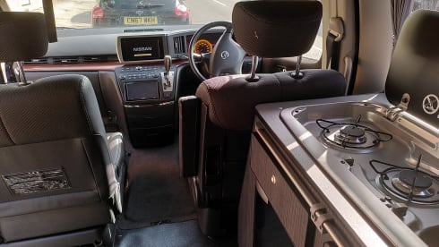 Nessie – Nissan Elgrand - Sleeps 2 - Brand new conversion