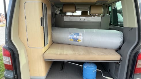4/5 person Volkswagen campervan 