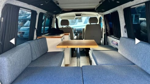 2-Sitzer Volkswagen Wohnmobil aus dem Jahr 2005