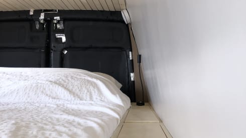 Ivy – Spacious Iveco Daily campervan