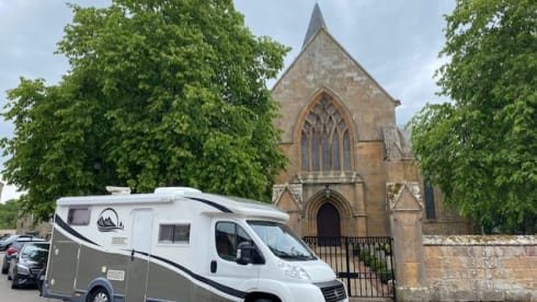Dream came true – Lovely 4 person family (incl dogs) camper