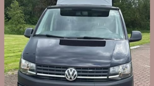 Free Your Mind  – Go on an adventure with this Volkswagen T6 Camper (2018)