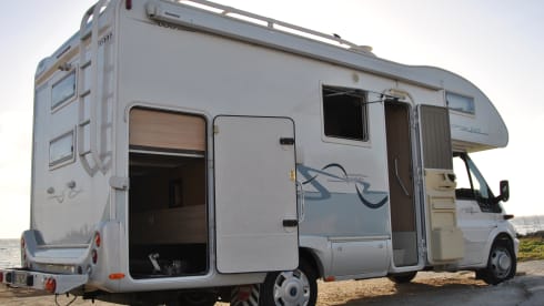 Superbrig – Rimor Camper Attic 6 seats