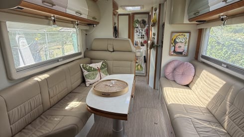 Bella – 4-person Rapido integrated, renovated 