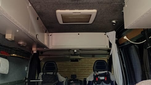 2p Fiat bus uit 2006