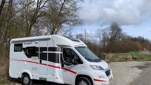 As new Sunlight T 60 semi-integrated from 2019