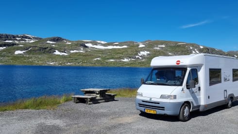4p Fiat semi-integrated from 1997