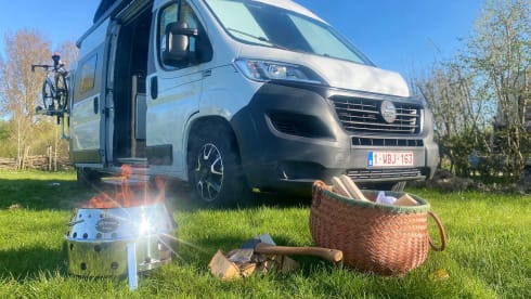 Hymercar – Sleeping in a roof tent!