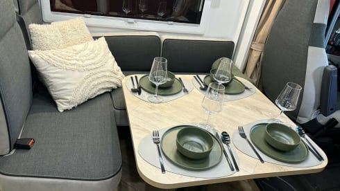 KAMP.UUR – 4p+1 Chausson semi-integrato dal 2025