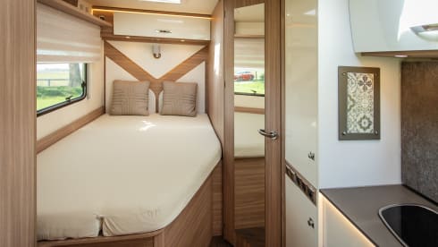 Luxury Bürstner Lyseo (2020) 