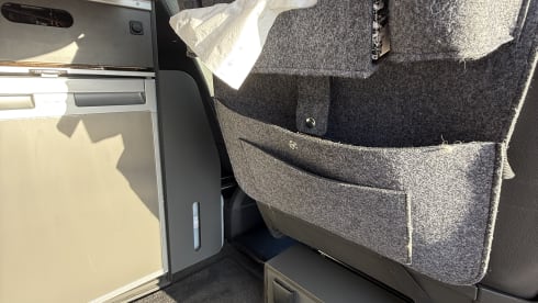 Black Beauty – 2p Volkswagen campervan uit 2007