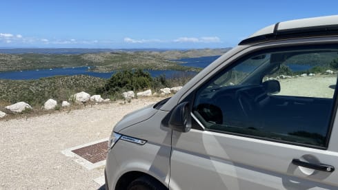 Apollo – 4p Volkswagen campervan from 2022
