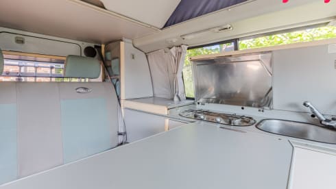 Classic 4p Volkswagen T4 California Westfalia from 2002