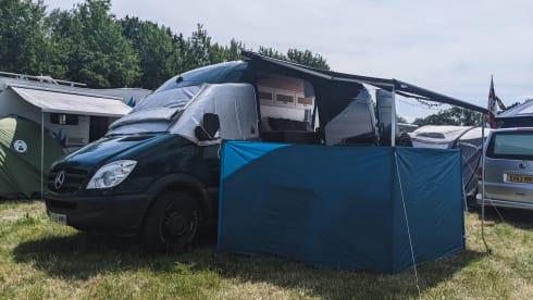 Ian Teal  – Off Grid Festival Ready Campervan!