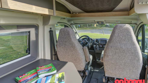 Globecar Campscout Elegance 190pk Automatic Year of construction 2022