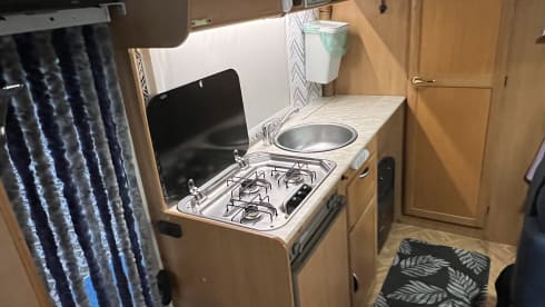 Michele  – 6 REISEPLÄTZE / 6 SCHLAFPLÄTZE 4 immer bereit 