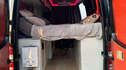 2p Mercedes-Benz bus from 2012